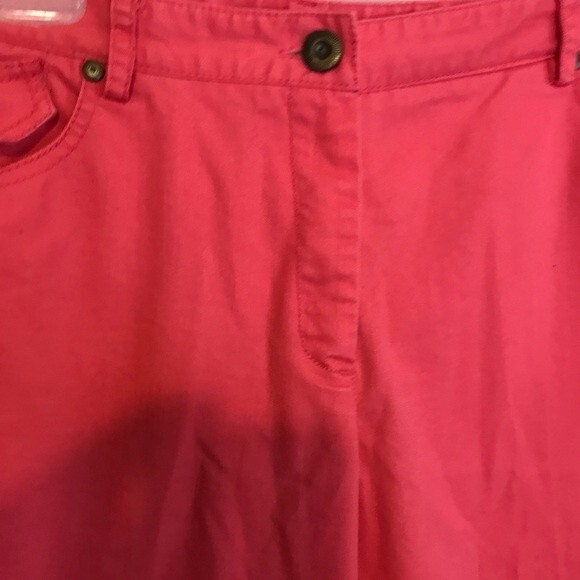 Zac & Rachel Zip Front Capris - Picture 6 of 10